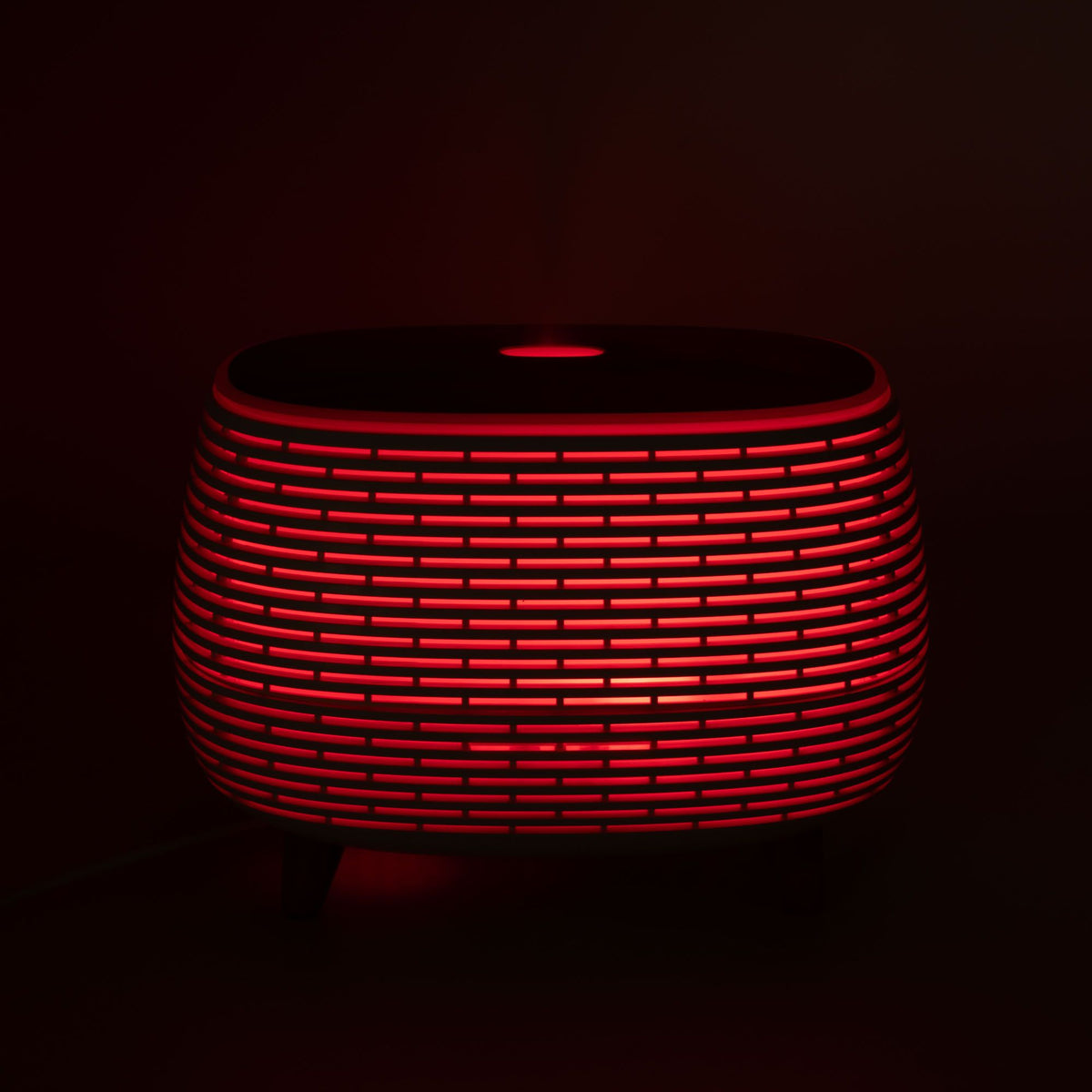 Futuristischer geriffelter Aroma-Diffuser mit Farbwechsel-Licht