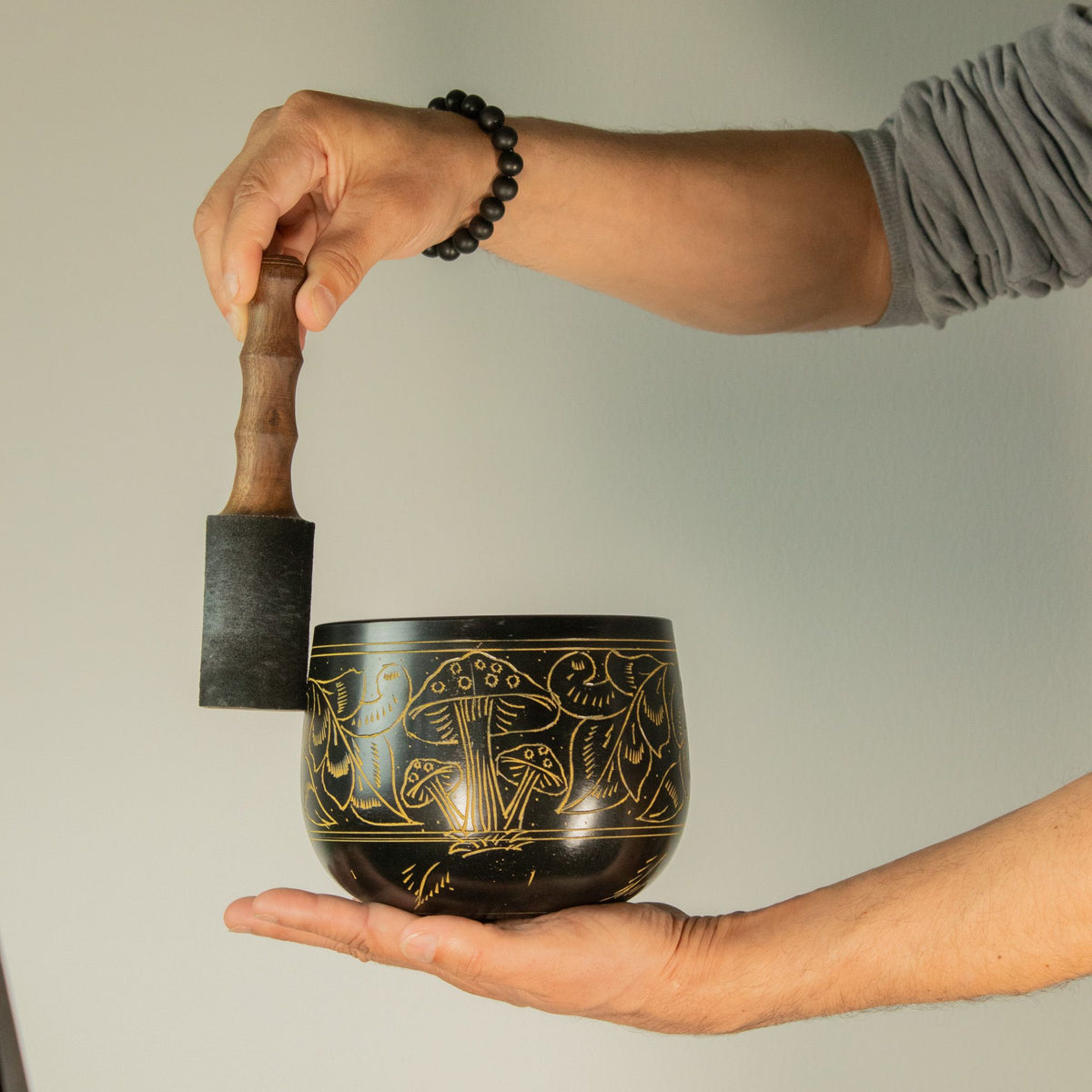 Tibetská mísa ve tvaru kotlíku – magická houba, žlutá (15cm)