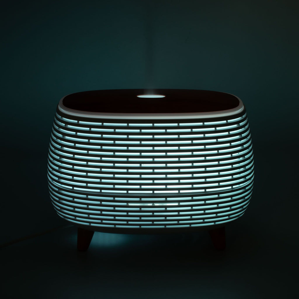 Futuristischer geriffelter Aroma-Diffuser mit Farbwechsel-Licht