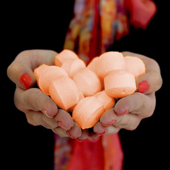 Chill Pills – šumivé tablety do koupele, krabice 1,3 kg – svěží pomeranč