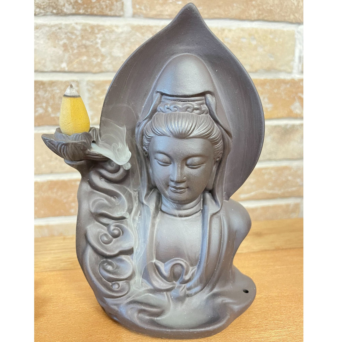 Visszafolyós füstölőtartó - Nyugodt Buddha