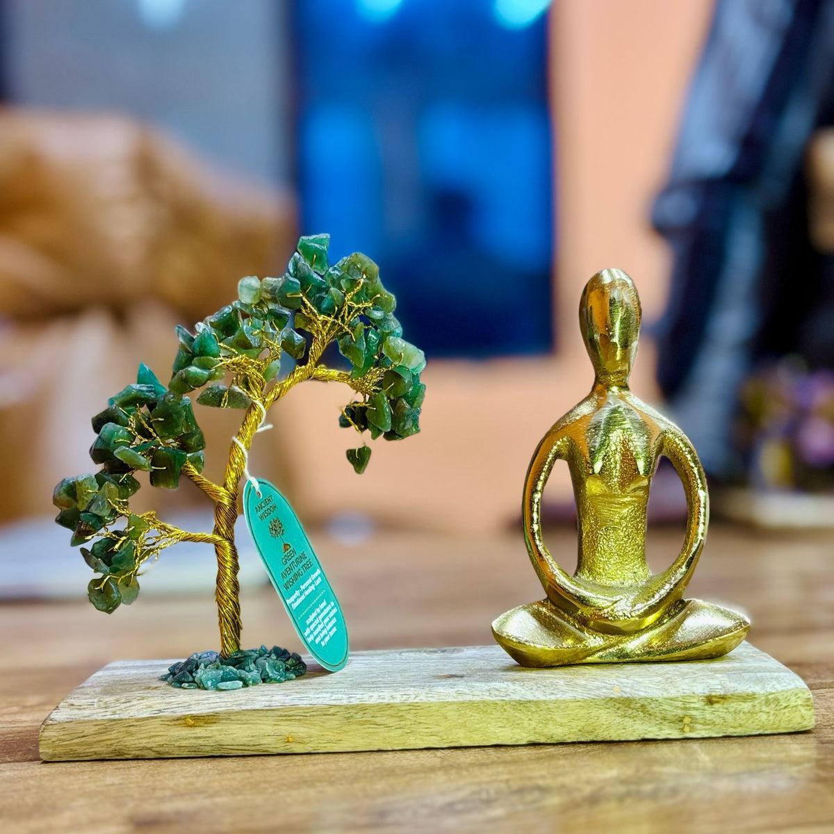 Edelstein-Yogagarten – Padmasana-Pose – Grüner Aventurin – geneigter Baum – 100 Edelsteinsplitter
