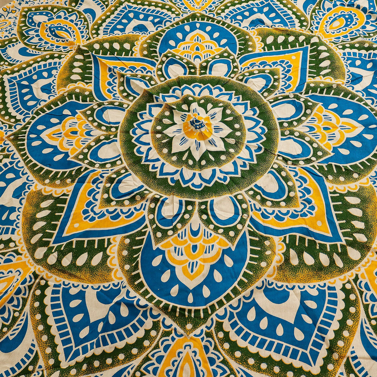 Nagy kerek mandala falidísz (180 cm) - sárga és kék