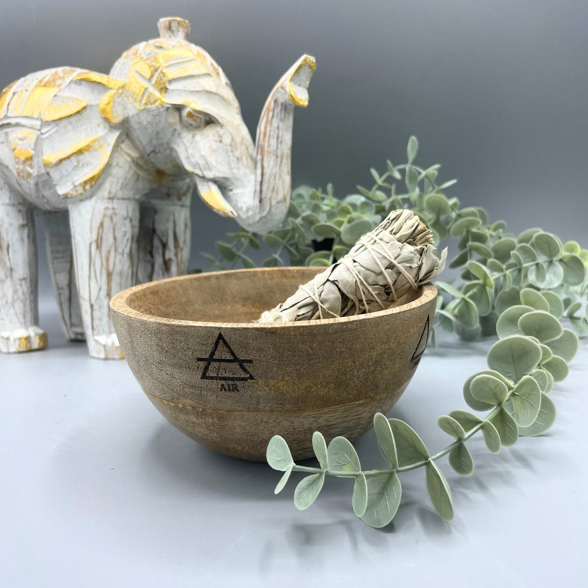 Fa füstölő- és rituális felajánlótál - Négy elem - 14x7 cm