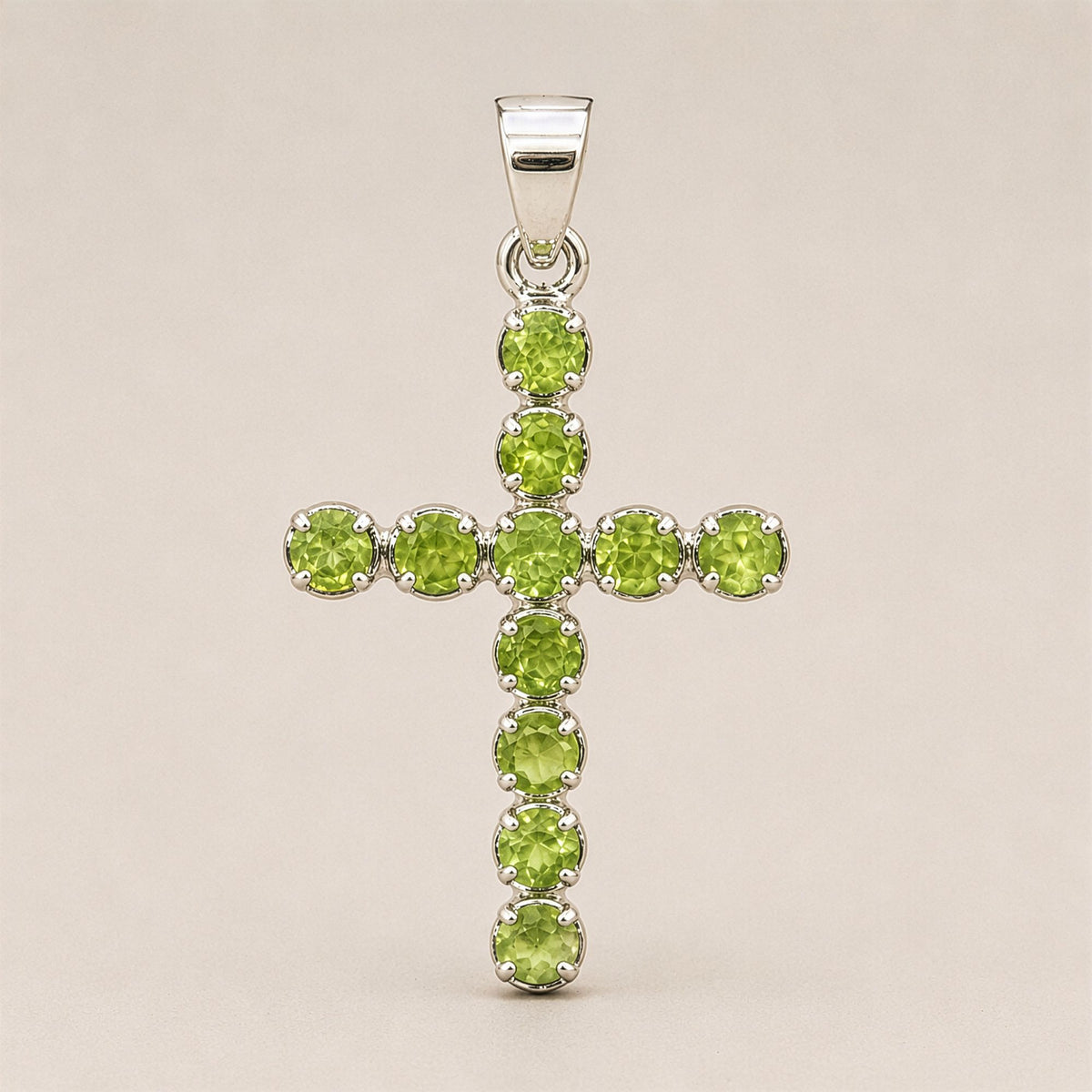 Indiai vallási medál - ezüstözött (45 cm lánc) - peridot kereszt