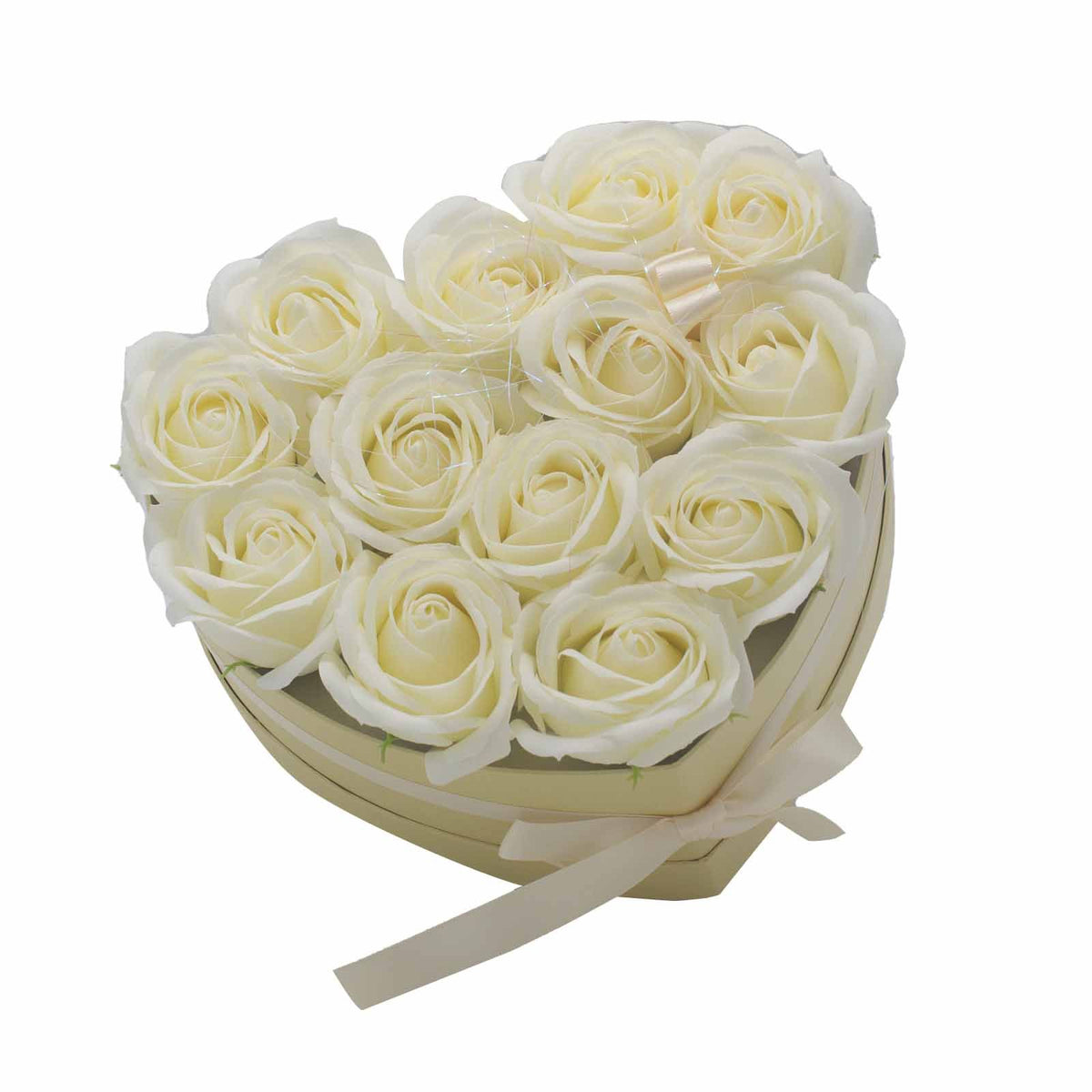 Seifenblumen-Geschenkstrauß - 13 cremefarbene Rosen - Herz