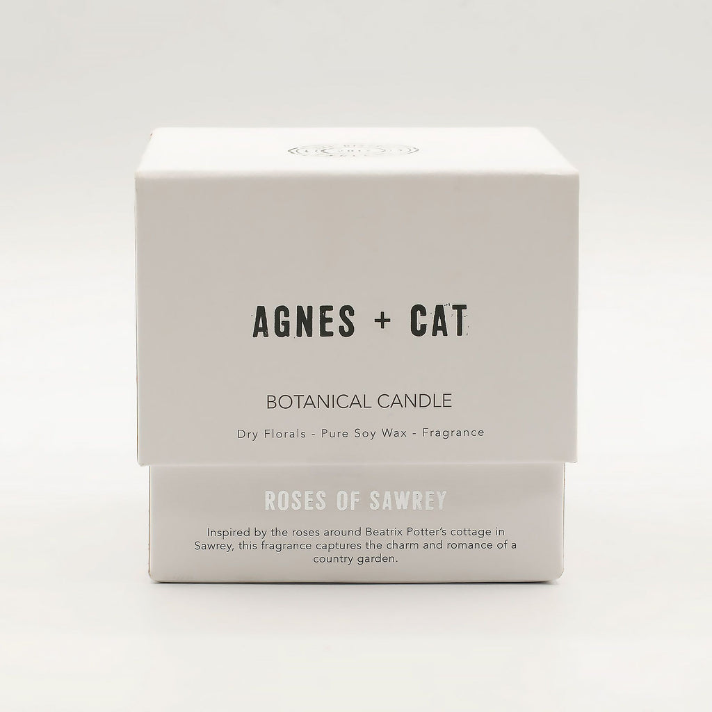 Agnes + Cat Botanische Sojawachskerze – Roses of Sawrey
