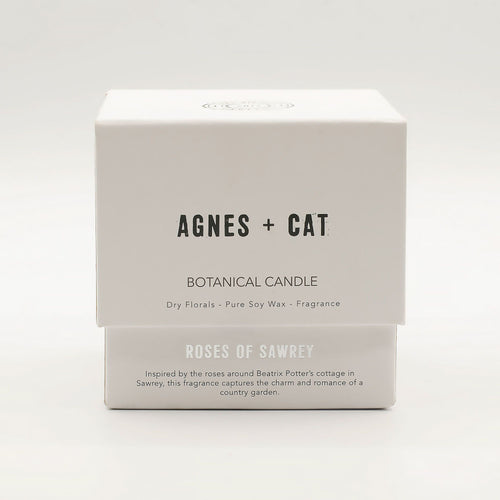 Agnes + Cat botanikus szójagyertya - Roses of Sawrey