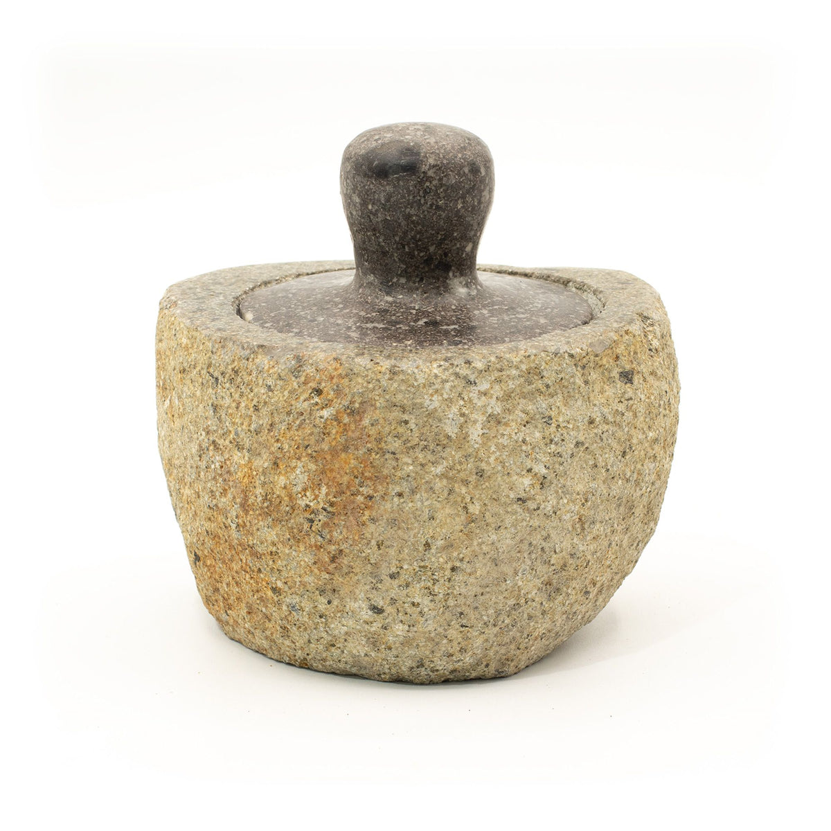 Uzemňovacia nádoba z prírodného riečneho kameňa – stredná (cca 12x8cm)